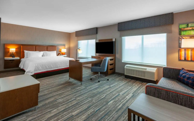 photo 4 of Hampton Inn and Suites by Hilton Bloomfield Hills Detroit