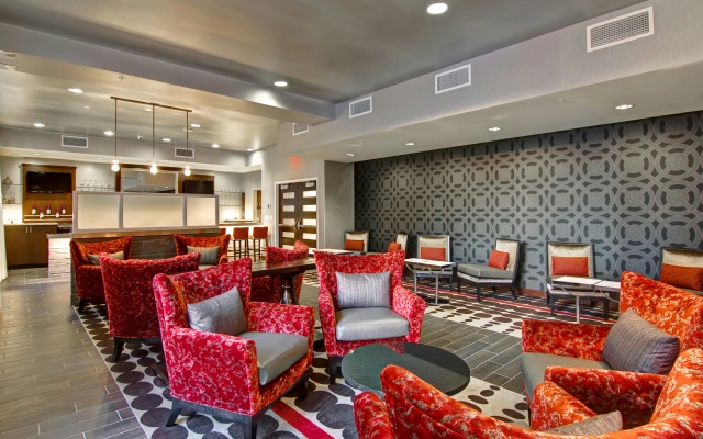 photo 2 of Hampton Inn & Suites Cincinnati-Downtown