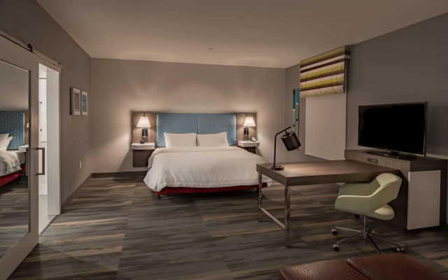 photo 4 of Hampton Inn & Suites Dallas/Plano Central