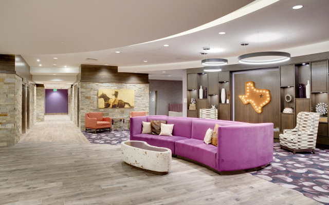 photo 2 of Hampton Inn & Suites Fort Worth Downtown
