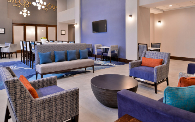 photo 2 of Hampton Inn & Suites Legacy Park-Frisco