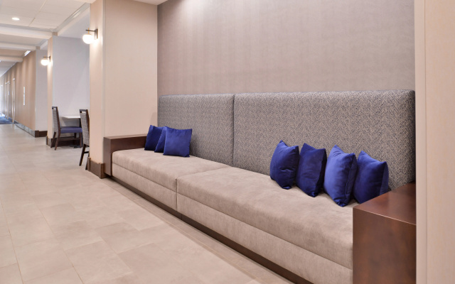 photo 3 of Hampton Inn & Suites Legacy Park-Frisco
