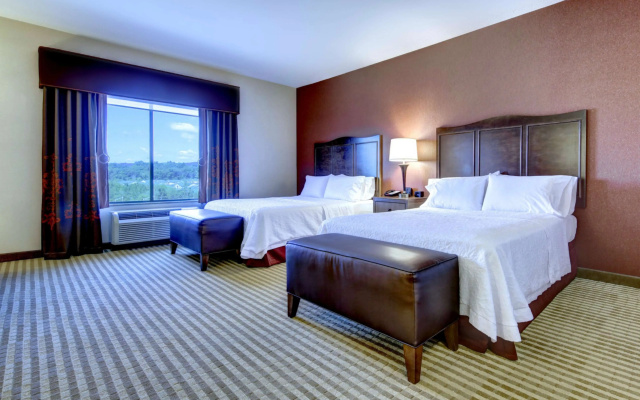 photo 4 of Hampton Inn & Suites Harrisburg/North