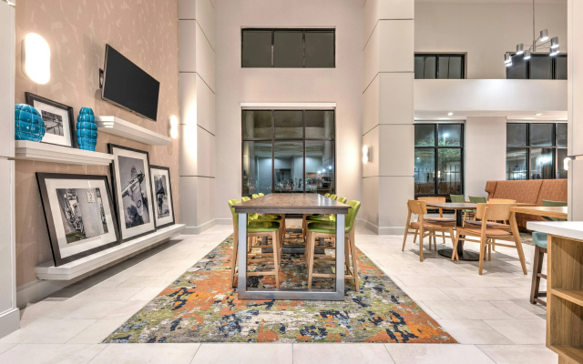photo 3 of Hampton Inn & Suites Houston/Pasadena