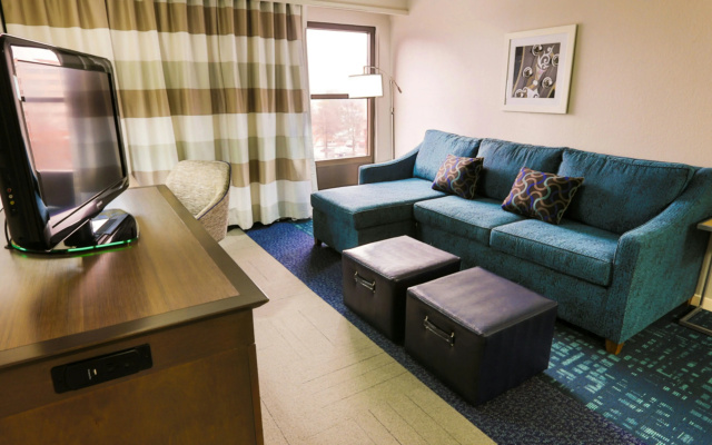 photo 4 of Hampton Inn & Suites Nashville-Airport