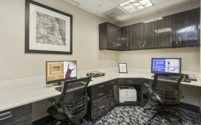 photo 4 of Hampton Inn & Suites Orlando-Apopka