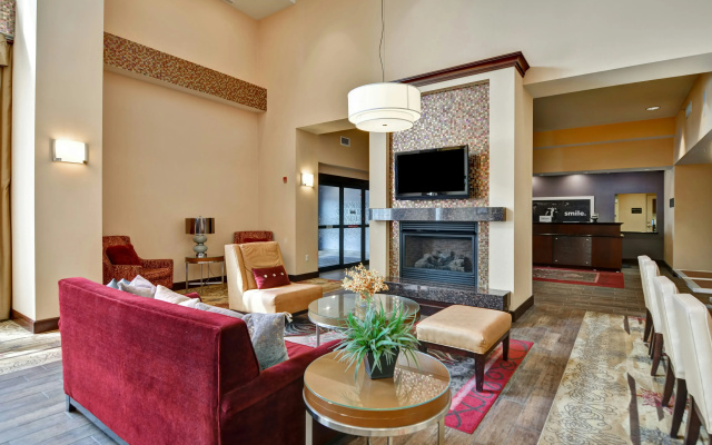 photo 5 of Hampton Inn & Suites Peoria at Grand Prairie, IL
