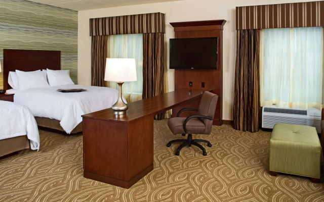 photo 5 of Hampton Inn & Suites Pittsburgh/Waterfront-West Homestead