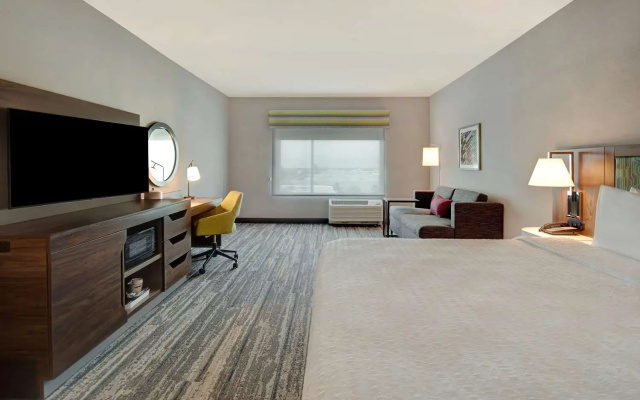 photo 3 of Hampton Inn & Suites Ontario Rancho Cucamonga
