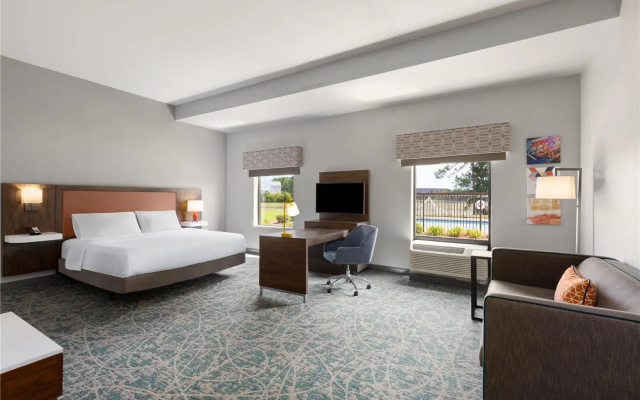photo 4 of Hampton Inn & Suites Savannah-Airport