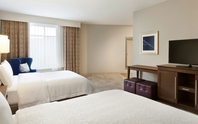 photo 3 of Hampton Inn & Suites Seattle/Renton