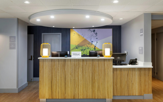 photo 2 of Spark by Hilton Atlanta Airport South College Park