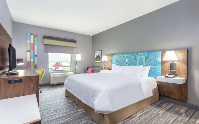 photo 3 of Hampton Inn Auburn