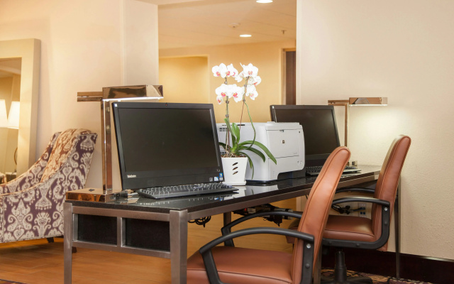 photo 3 of Hampton Inn Baton Rouge - I-10 & College Dr.