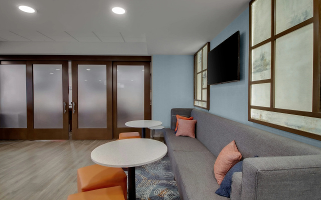 photo 5 of Hampton Inn Birmingham-Colonnade 280