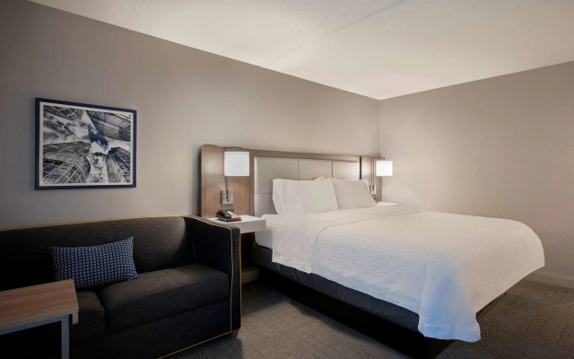 photo 5 of Hampton Inn by Hilton Boston/Cambridge