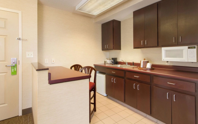 photo 4 of Hampton Inn Buffalo South I90