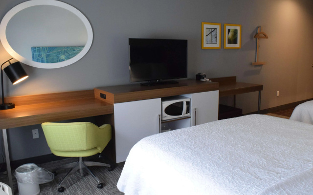 photo 4 of Hampton Inn Buffalo-Hamburg