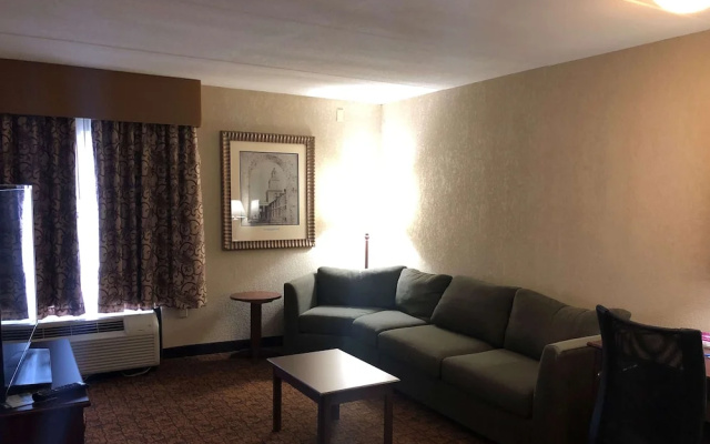 photo 4 of Hampton Inn Bwi Airport