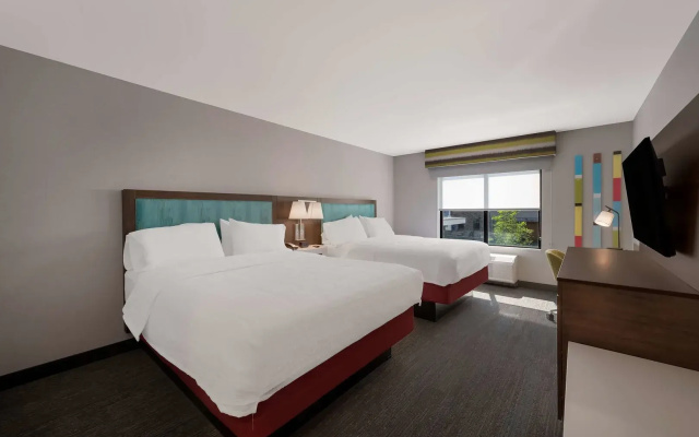 photo 4 of Hampton Inn by Hilton Detroit Southfield