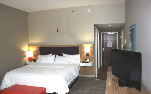 photo 3 of Hampton Inn Forsyth