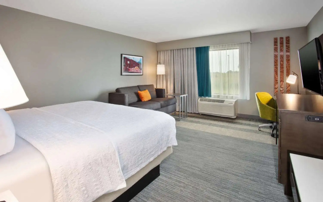 photo 5 of Hampton Inn by Hilton Union City