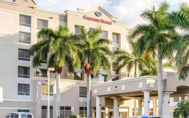 photo 2 of Hampton Inn by Hilton Weston Ft. Lauderdale
