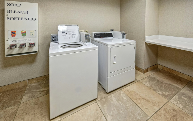 photo 4 of Hampton Inn Cambridge