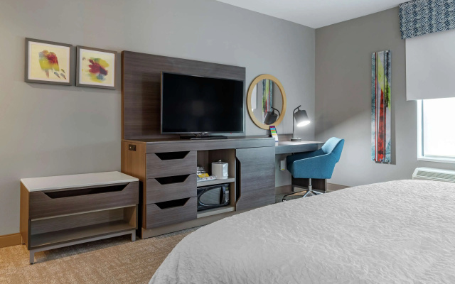photo 3 of Hampton Inn Camden