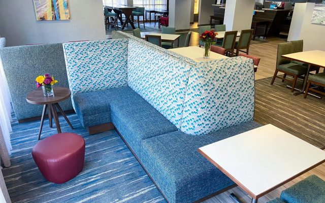 photo 2 of Hampton Inn Carlsbad-North San Diego County