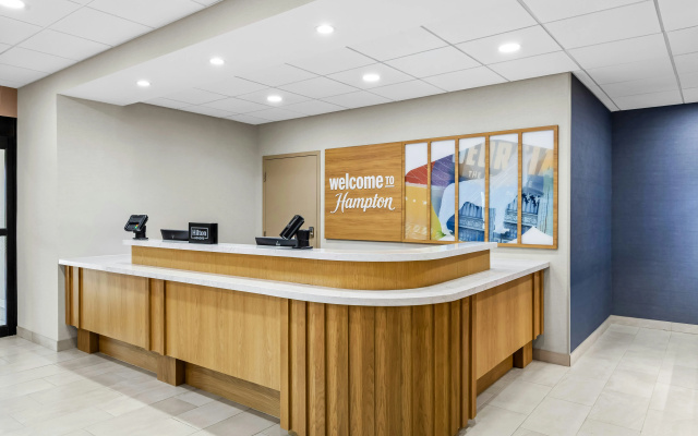 photo 2 of Hampton Inn Carrollton