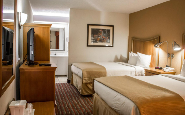 photo 3 of Quality Inn Chapel Hill