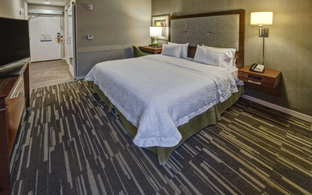 photo 4 of Hampton Inn Charlottesville