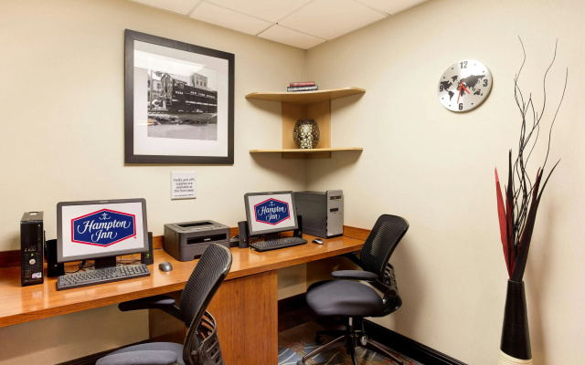 photo 3 of Hampton Inn Chicago-O'Hare International Airport