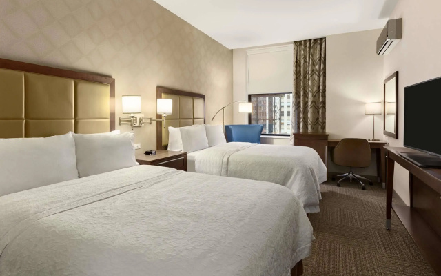 photo 3 of Hampton Inn Chicago Downtown/N Loop/Michigan Ave