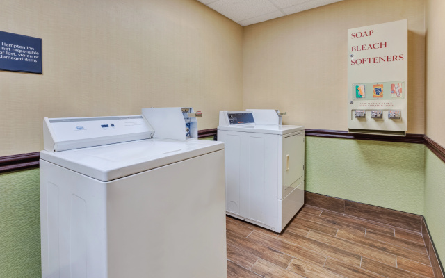 photo 2 of Hampton Inn Cincinnati Airport - North