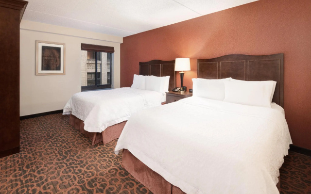 photo 3 of Hampton Inn Cleveland-Downtown