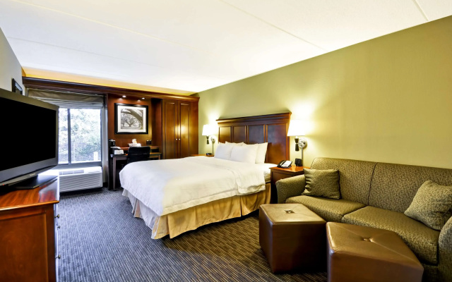 photo 5 of Hampton Inn Cleveland-Westlake