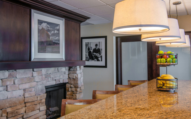 photo 4 of Hampton Inn Cleveland-Solon