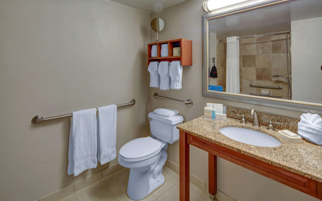 photo 3 of Hampton Inn Miami-Coconut Grove/Coral Gables