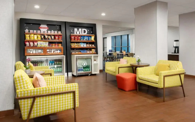 photo 3 of Hampton Inn Columbia
