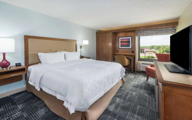 photo 2 of Hampton Inn Columbia
