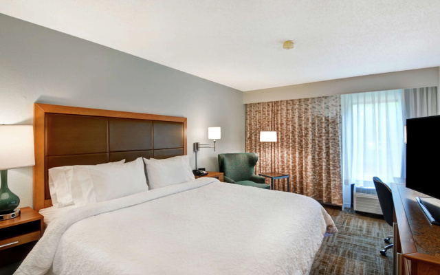 photo 4 of Hampton Inn Columbia-I-26 Airport
