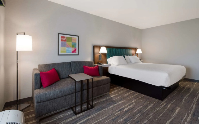 photo 4 of Hampton Inn Concord