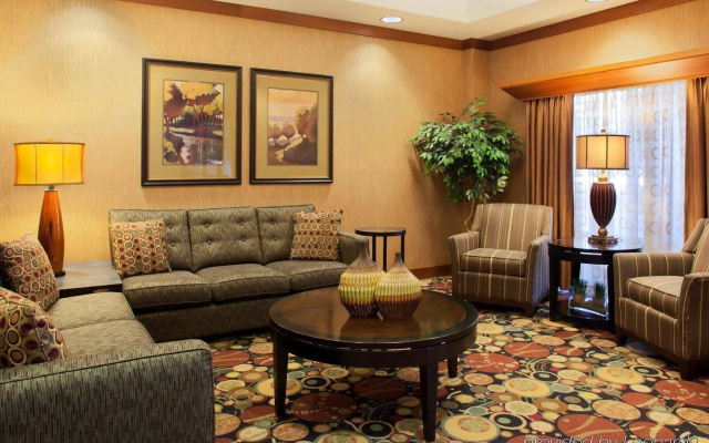 photo 2 of Hampton Inn Council Bluffs
