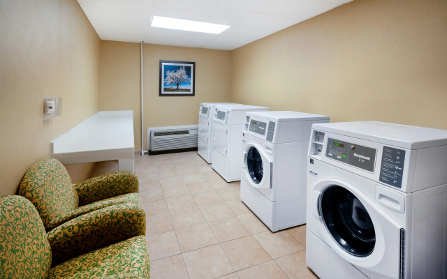 photo 4 of Hampton Inn Covington, GA