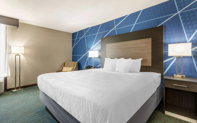 photo 5 of Comfort Inn Dallas North Love Field Airport
