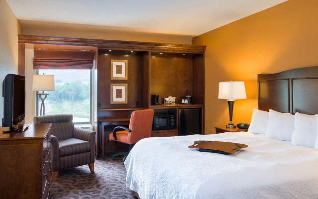 photo 4 of Hampton Inn Danville