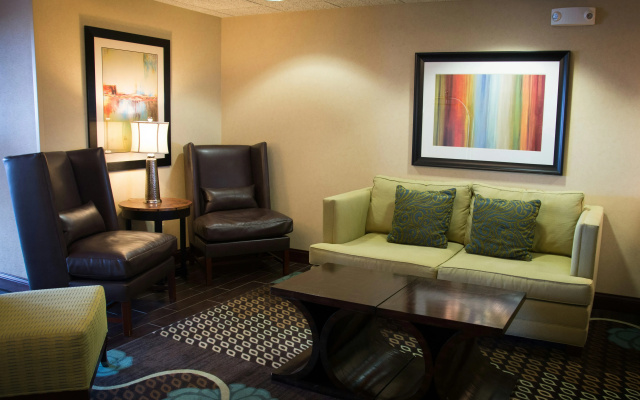 photo 4 of Hampton Inn Danville