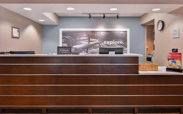 photo 2 of Spark by Hilton Decatur